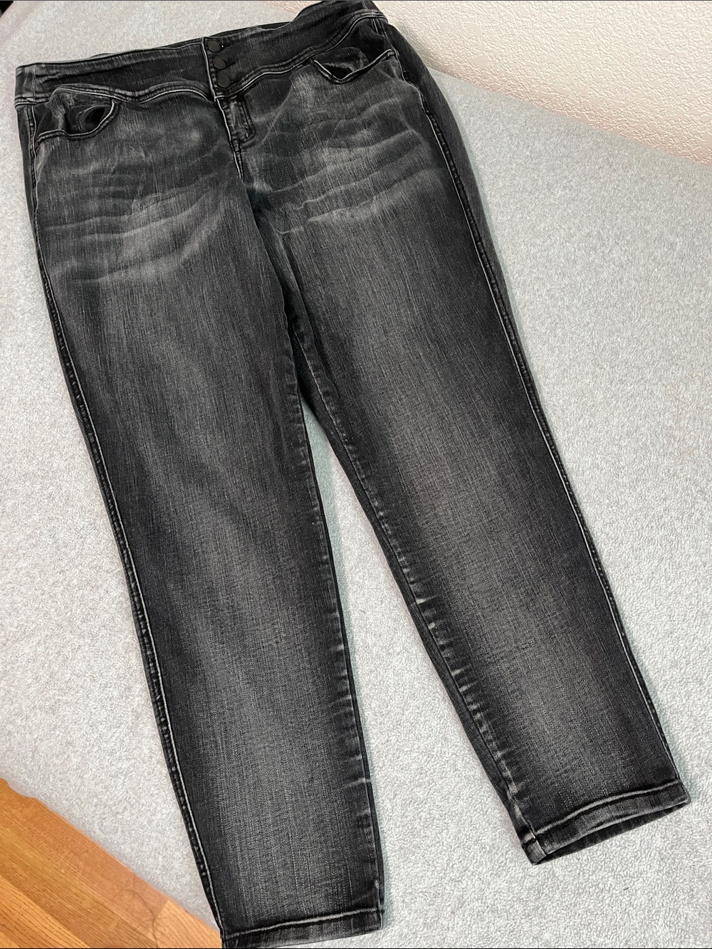 Lane Bryant Super Stretch Skinny Jeans 20 Minimalist Mid Rise Black